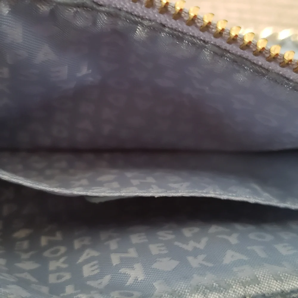 Purse - Picture 3 of 3